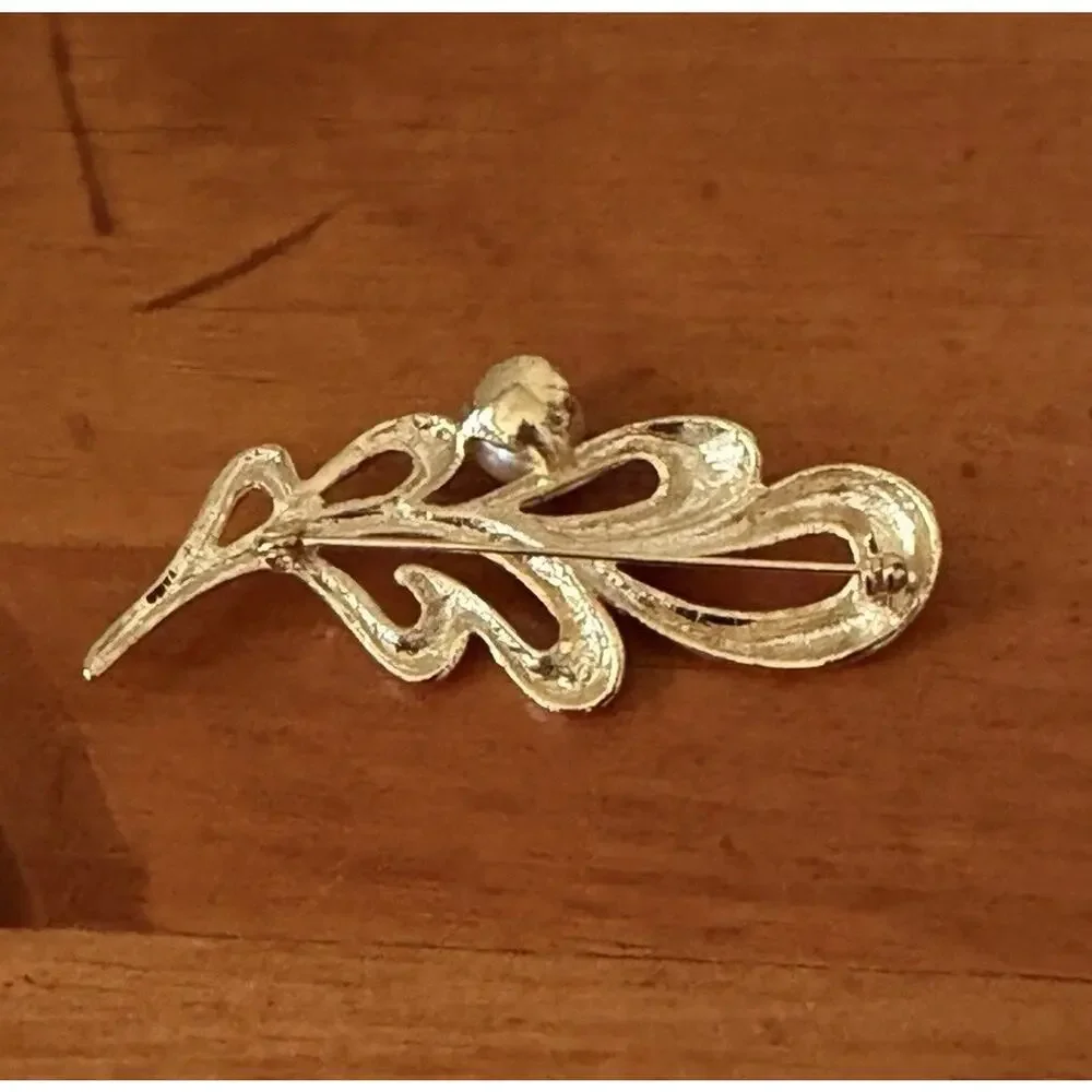 Vintage Gold Tone Faux Pearl Leaf Spray Brooch Openwork Modernist Statement Pin